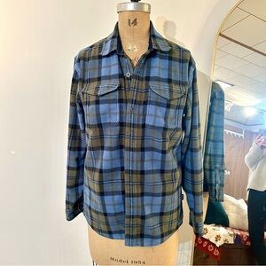 Eddie Bauer Men’s Blue and Green Plaid Casual Shirt Sz S